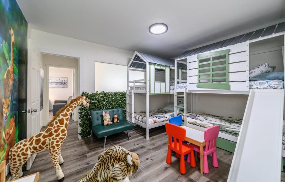 Spacious Disneyland 5 Bedroom 4 Bath House With Game Room Anaheim Ngoại thất bức ảnh